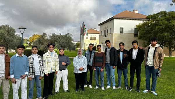 مشاركة طلابنا اليوم في مؤتمر البرلمان النموذجي الأردني في مدرسة Kings Academy