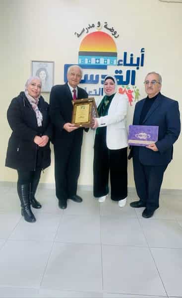 وفد نقطة ضوء يزور "أبناء القدس"