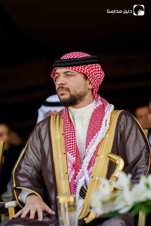 كل عام وسمو الأمير الحسين بن عبدالله الثاني ولي العهد بألف خير بعيد ميلاده الثلاثين،