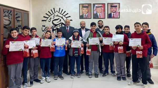 طلبة ثانوية البنين يحفظون أجزاء من القرآن الكريم في العطلة الشتوية