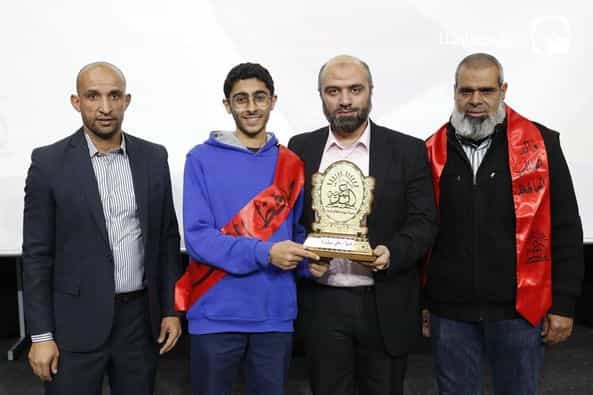 تبارك ثانوية البنين...قسم الأول الثانوي لطالبها الرائع علي عقدة ختم كتاب الله تعالى كاملا بالسند الغيبي..