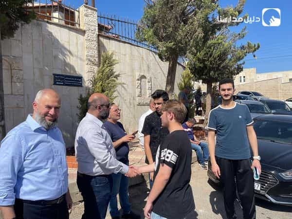 بدأ طلابنا تقديم أول الاختبارات الوزارية لشهادة الثانوية العامة