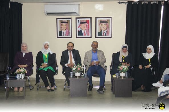 عقد اجتماع تعريفي عن المناهج الوطنية والمناهج الإضافية