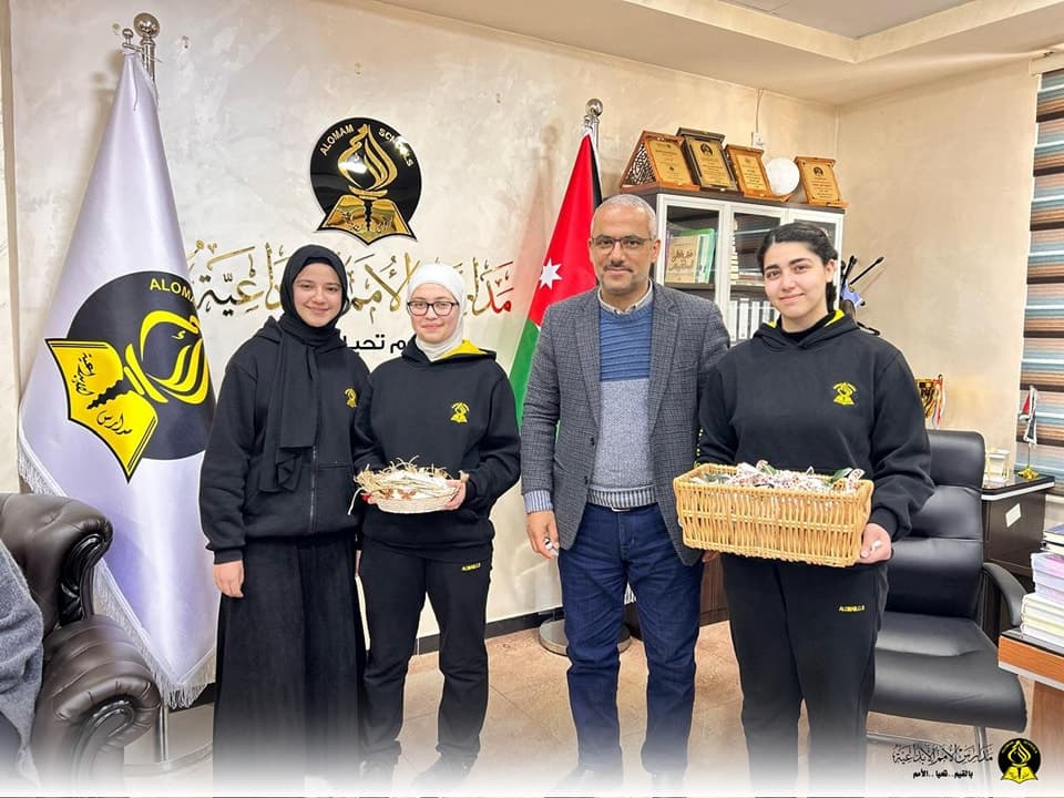 في جو مليء بالروحانية والمحبة استقبل قسم ثانوية البنات شهر رمضان المبارك🌒
