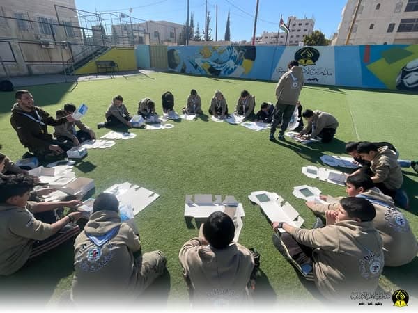 بالتعاون مع طلبة كلية الطب في جامعة البلقاء التطبيقية نظمت مجموعة الأمم الكشفية إفطارًا رمضانيًا لـ 70 يتيمًا