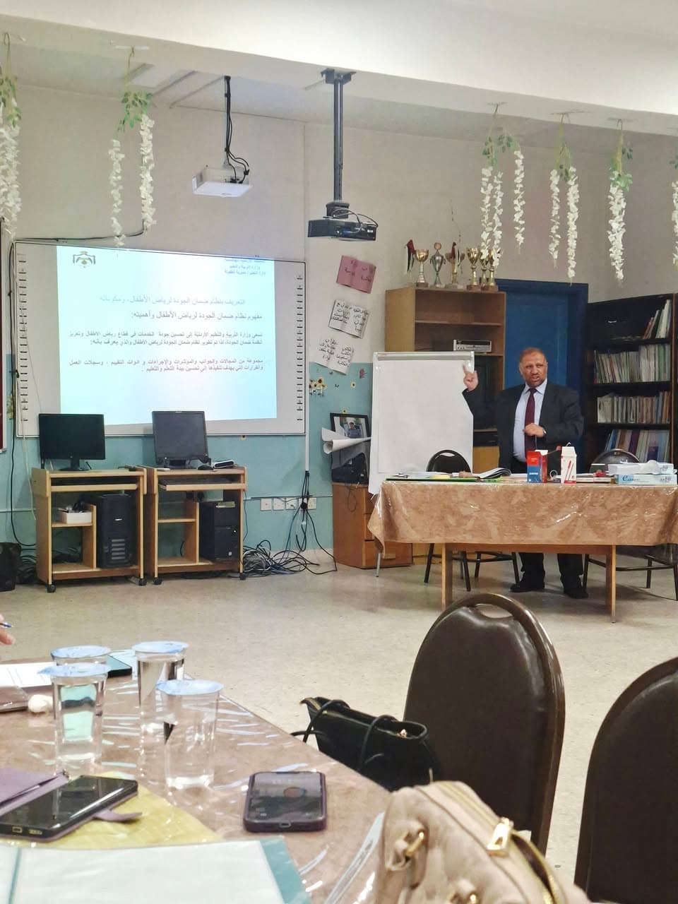 أقيمت اليوم أولى فعاليات الورشات التعريفية والتدريبية لمديرة ومعلمات قسم الروضة