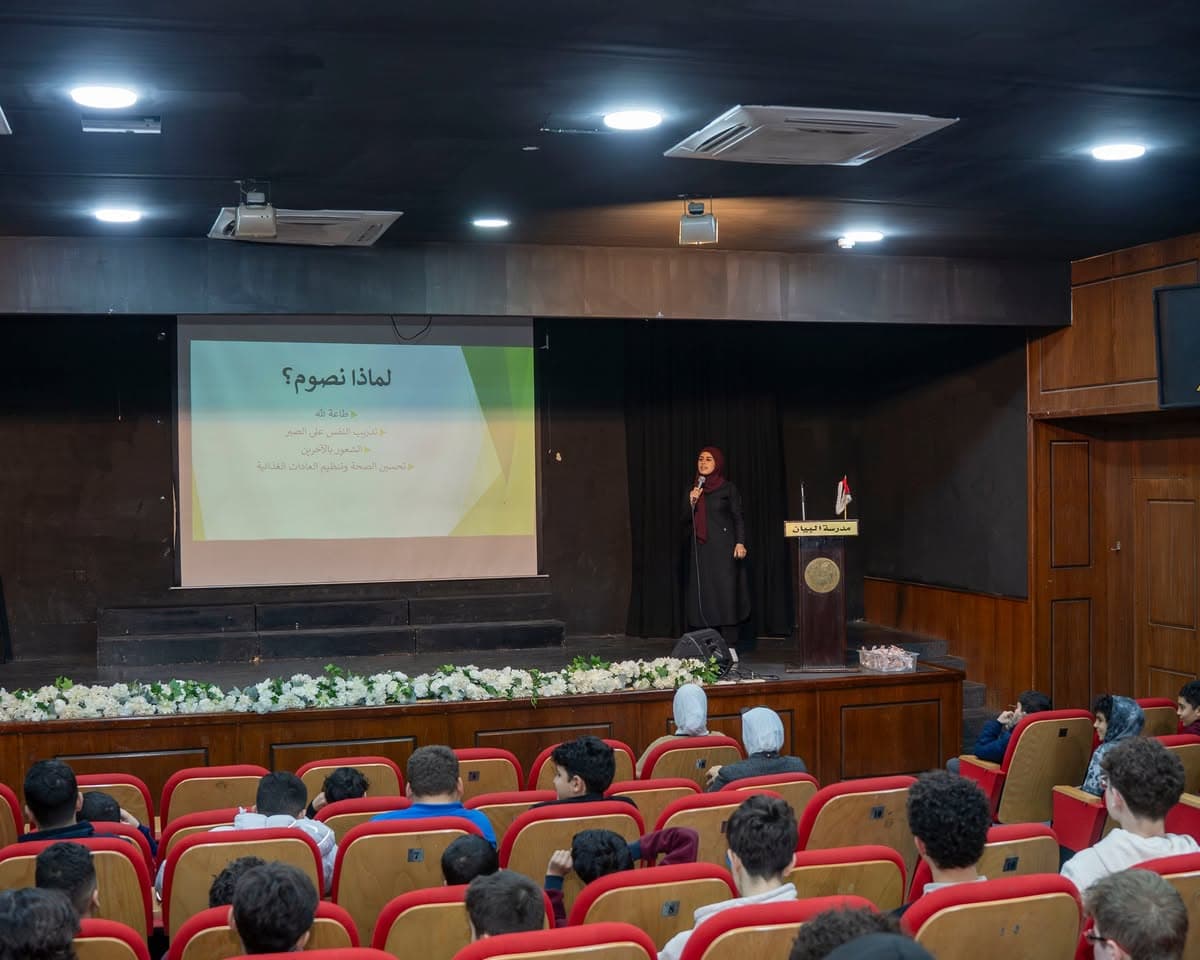 من أحْسَنَ الاستعداد ... أحْسَنَ الاستقبال ... فالقلب إذا استعد أزهر في رمضان
