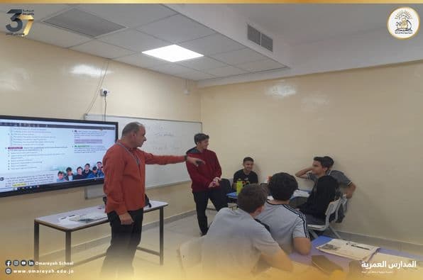 The 10th-grade students implemented some cooperative strategies with teacher