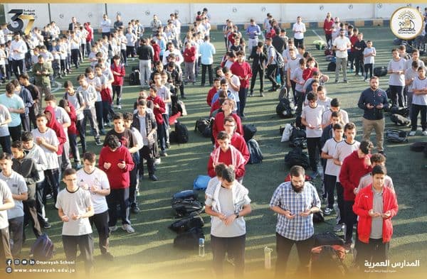 مع غزة العزة بالدعاء والعطاء بالعلم والبناء بالالتزام والإخاء
