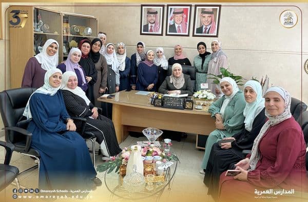 في هذا اليوم الذي يحتفي بأعظم القادة، نحتفل بك مديرتنا الغالية