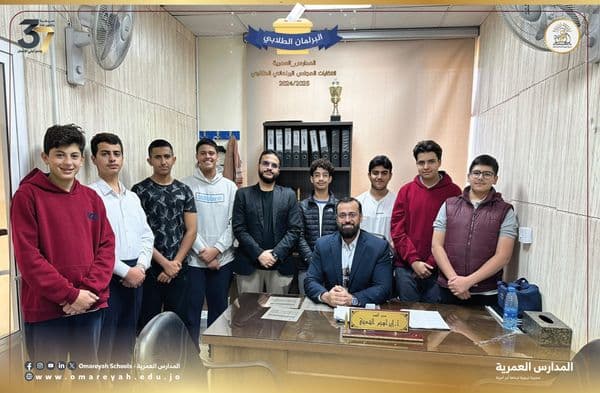 بدأت اليوم انتخابات البرلمان الطلابي في مدرستنا -ثانوية البنين