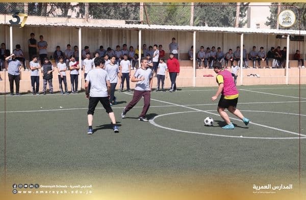 جانب من فعاليات دوري كرة القدم للمراحل المختلفة