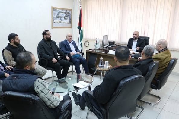 عقد اجتماع المجلس التربوي في ثانوية البنين للتباحث في المستجدات التربوية و تقييم العمل السابق