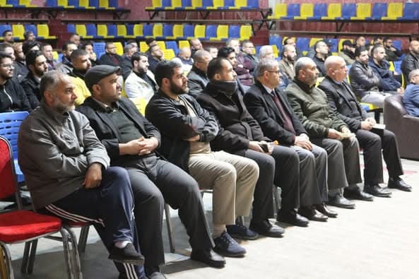 جانب من إجتماع مدير المدرسة أ. عبادة الحياري مع كادر الهيئة الإدارية والتدريسية لثانوية البنين