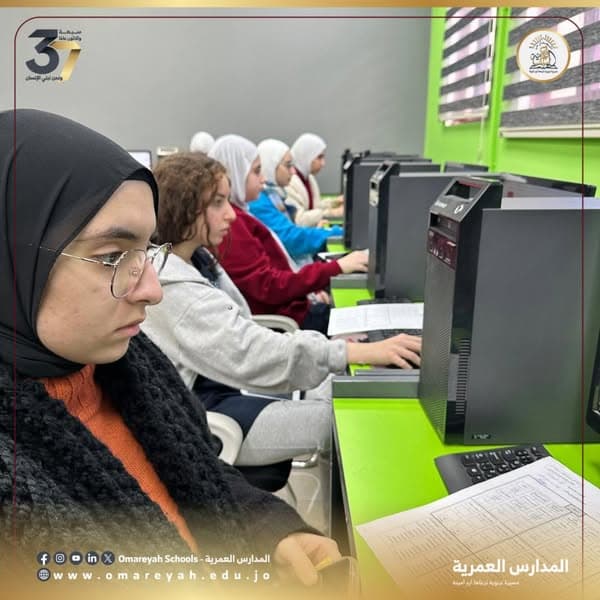 بدأت رحلة تحديد الهدف لطالبات الأول ثانوي في اختيار الحقل المناسب