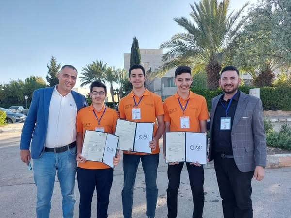 حصلت ثانوية البنين على المركز الأول مكرر في مسابقة "مبرمجي المستقبل"