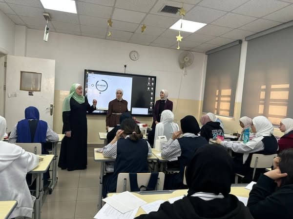 جولات تفقدية لطالبات التوجيهي للاطمئنان على حسن سير عملية الاختبارات