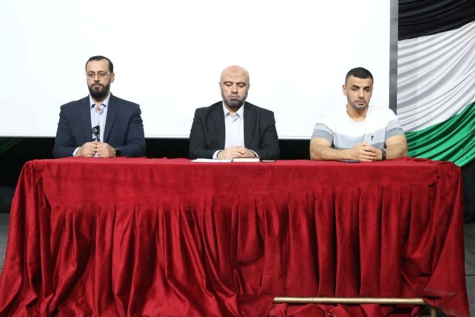 عقدت إدارة ثانوية البنين الاجتماع الإداري الأول للهيئة التدريسية