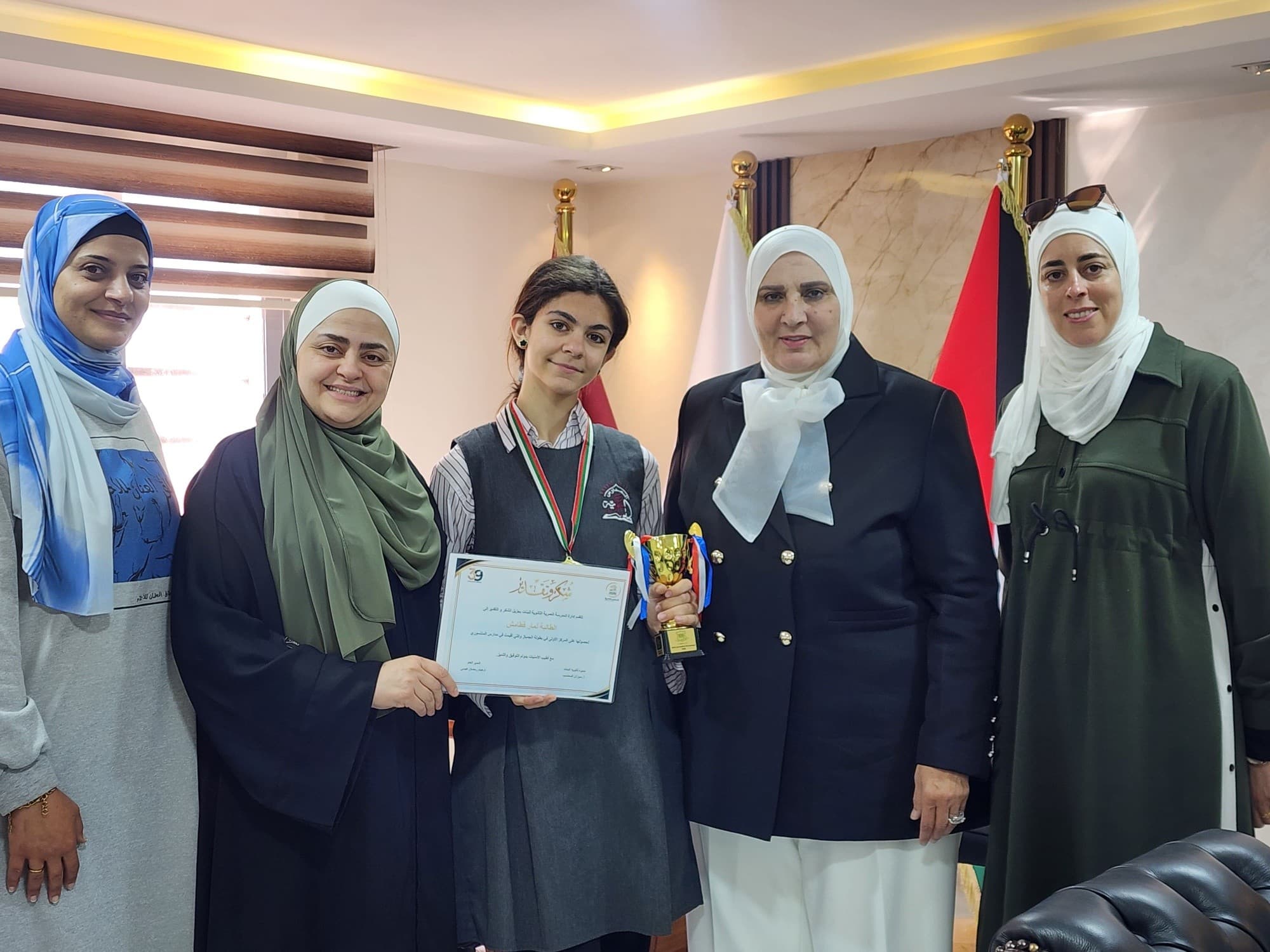 تتقدم أسرة المدارس العمرية  بأسمى آيات التهنئة للطالبة المتميزة لمار قطامش بمناسبة حصولها على المركز الأول في بطولة الجمباز