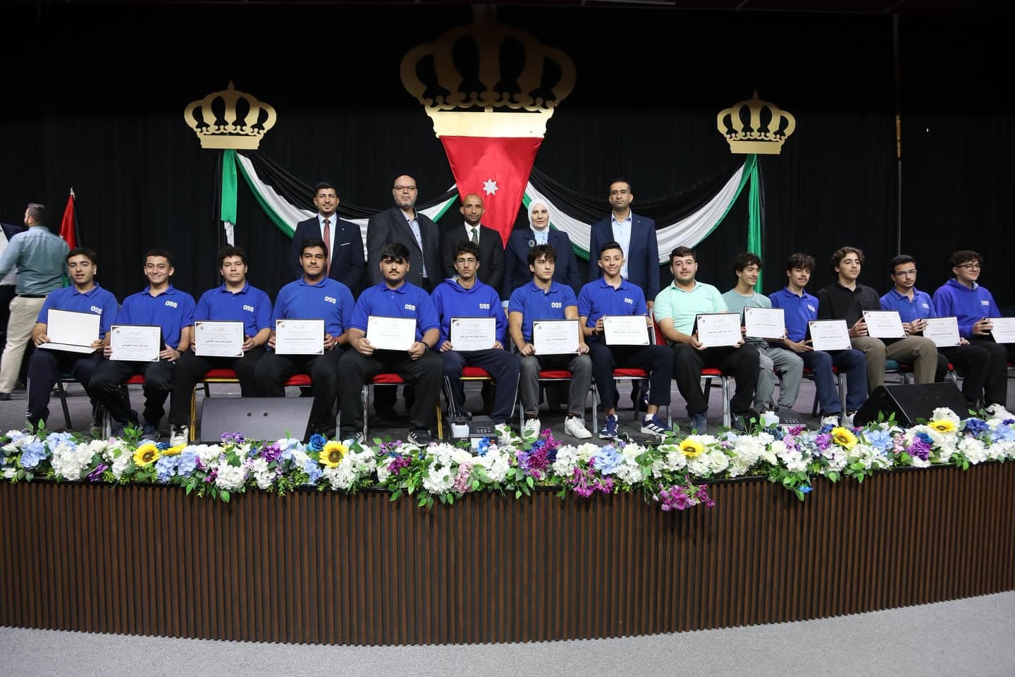 Honoring ceremony for the top students in the first year of high school, class of 2009