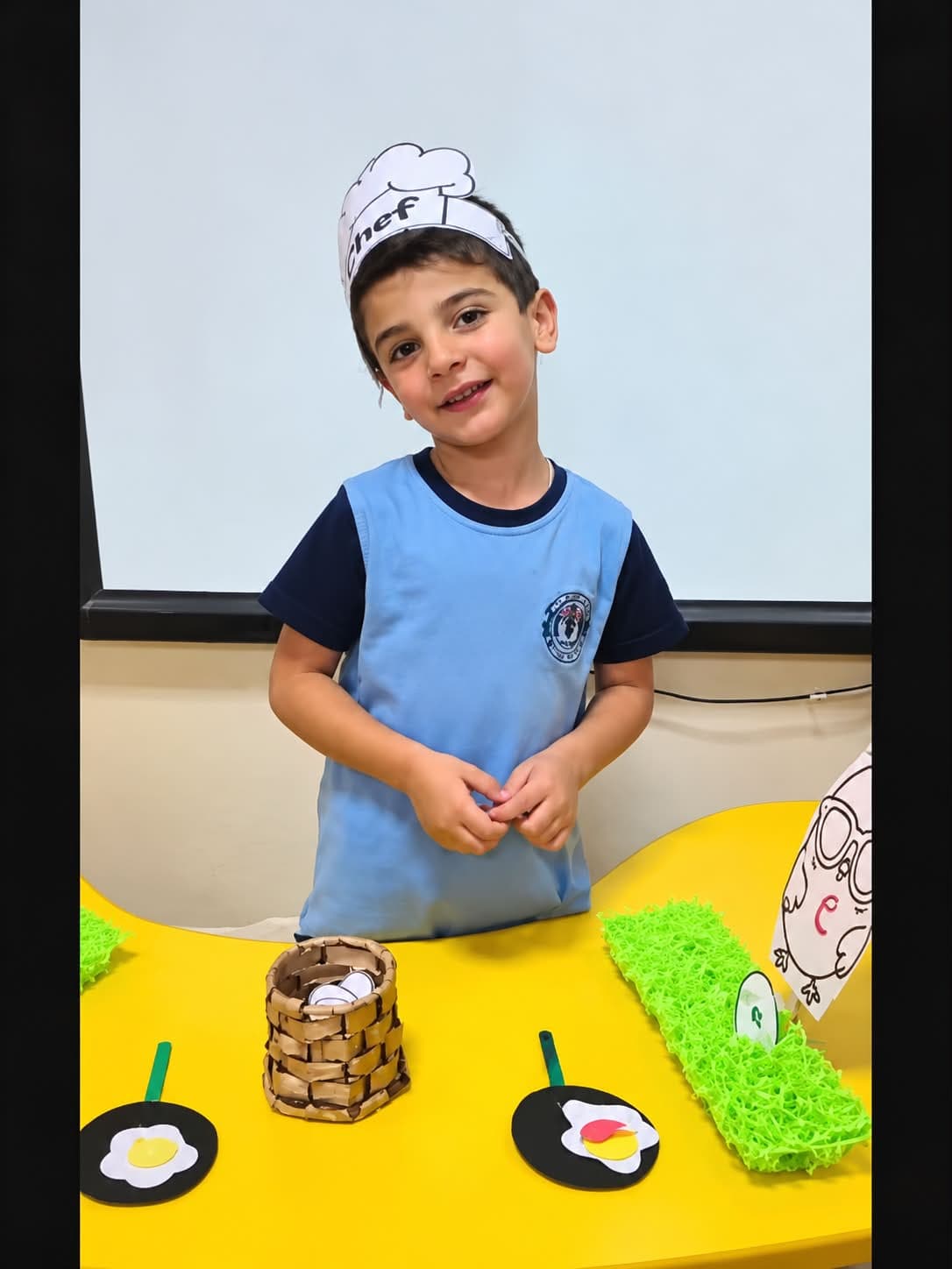 Our KG1 little learners had a fun time exploring the letter E