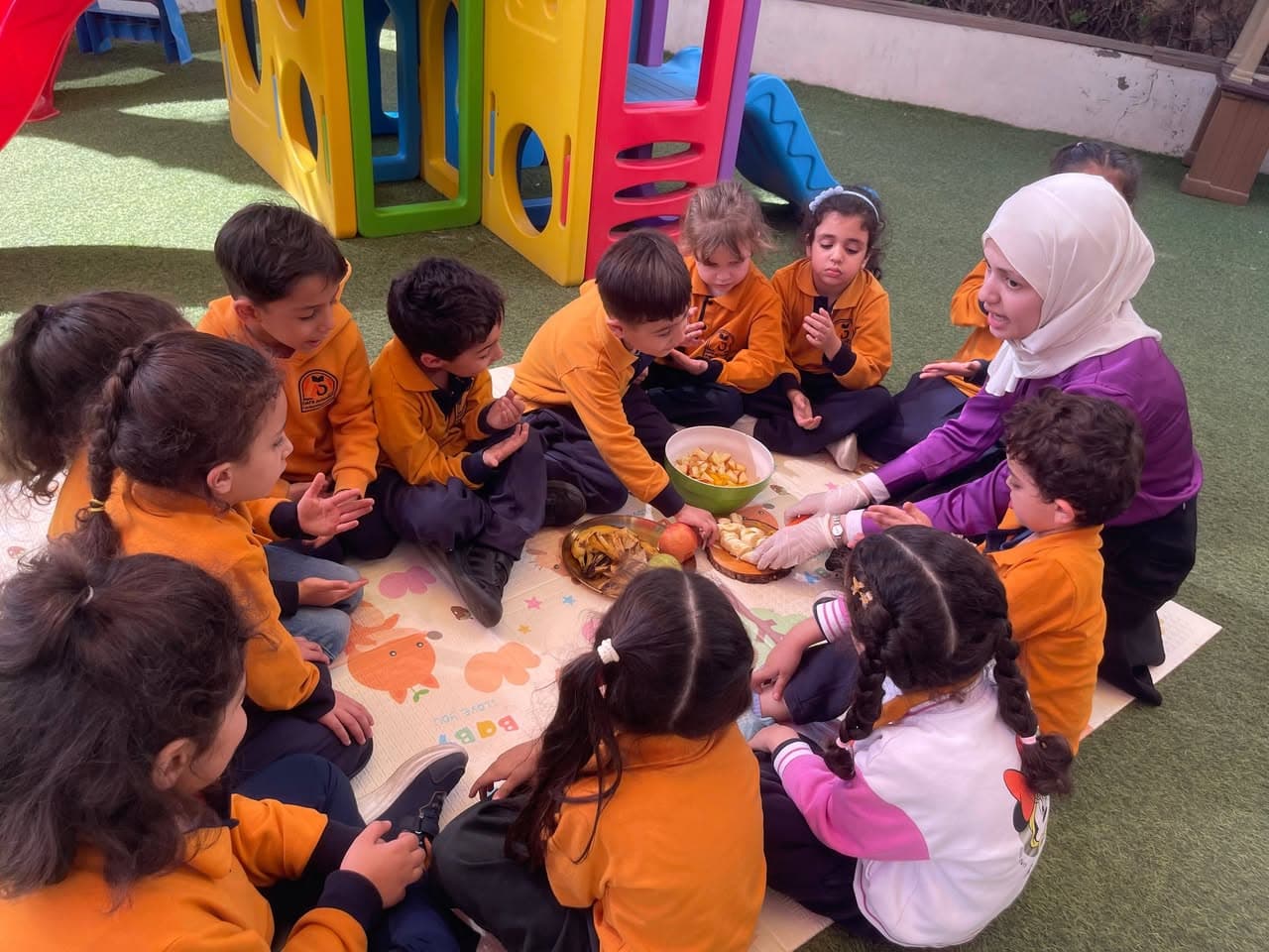Fun & Yummy Learning in KG2