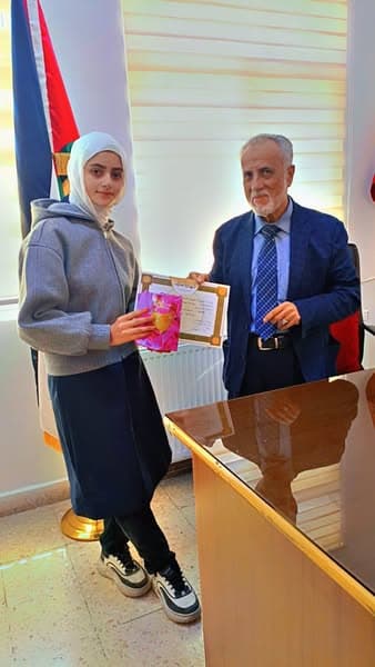 لكل مجتهد نصيب ... تفوق طالباتنا بمادة الرياضيات