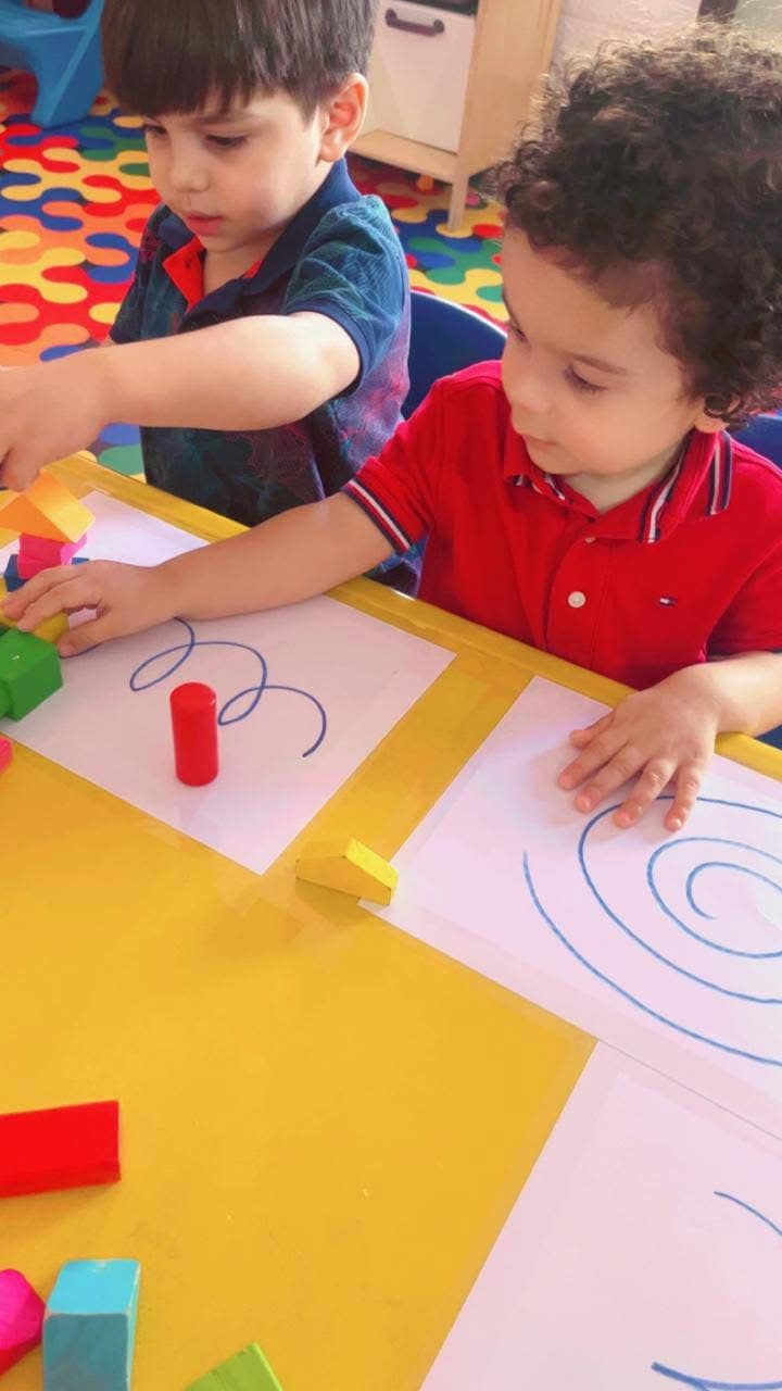 اللعب وتطوير القدرات