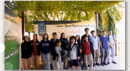 قام طلاب اللجنة الأدبية بزيارة ميدانية لبيت الشعِر الأردني والمتحف الوطني للتراث الشعبي