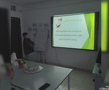 قدم طلاب الصف السادس مشروعهم " خلق الرفق" بدمج مادتي التربية الإسلامية واللغة العربية