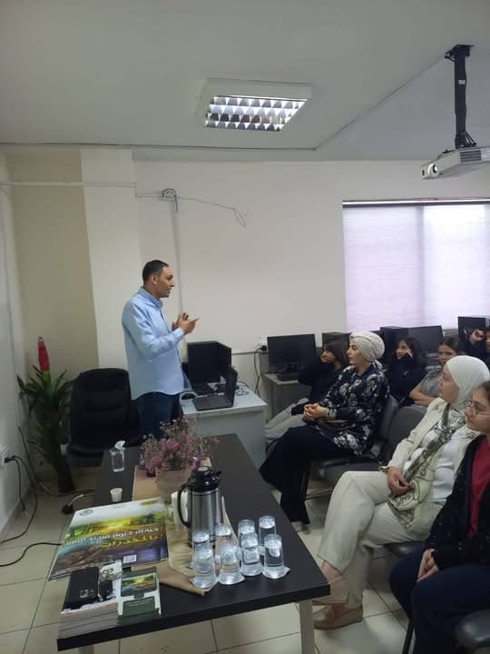 تشكر أكاديمية صدى المملكة الحديثة، إدارة مكافحة  المخدرات على حضورهم الكريم ومحاضرتهم التوعوية الهادفة