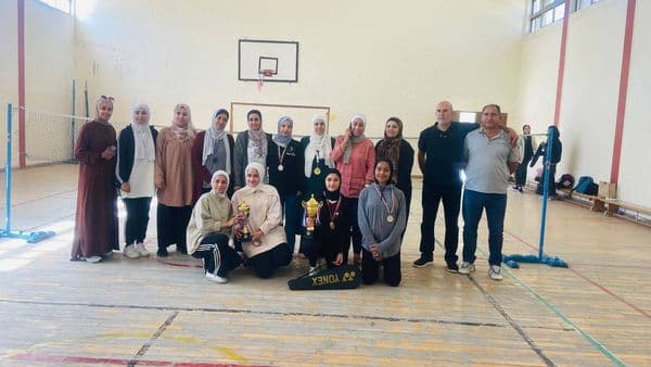 أقام قسم النشاطات التربوية - النشاط الرياضي -أناث في مديرية تربية لواء القويسمة بطولة الريشة الطائرة