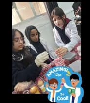 نقدم لكم تجارب درس الكواشف والرقم الهيدوجيني  مع طالبات الصف السابع
