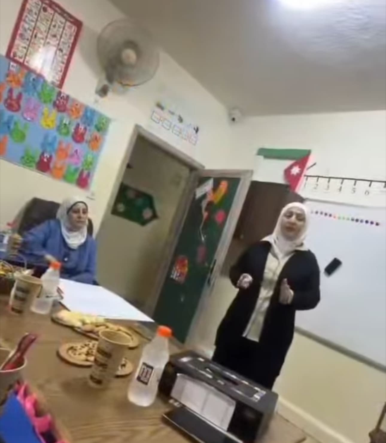 أقمنا اليوم ورشة عمل مميزة لمعلمي اللغة العربية، بهدف تبادل الخبرات وتطوير مهارات التدريس