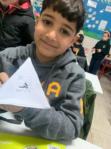 تعرف الطلاب على حرف "الهاء" من خلال نشاط إبداعي