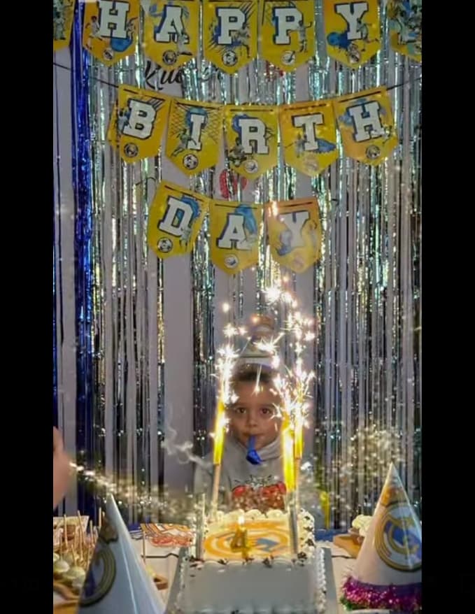 Happy Birthday lovely kenan 🥳🤩
