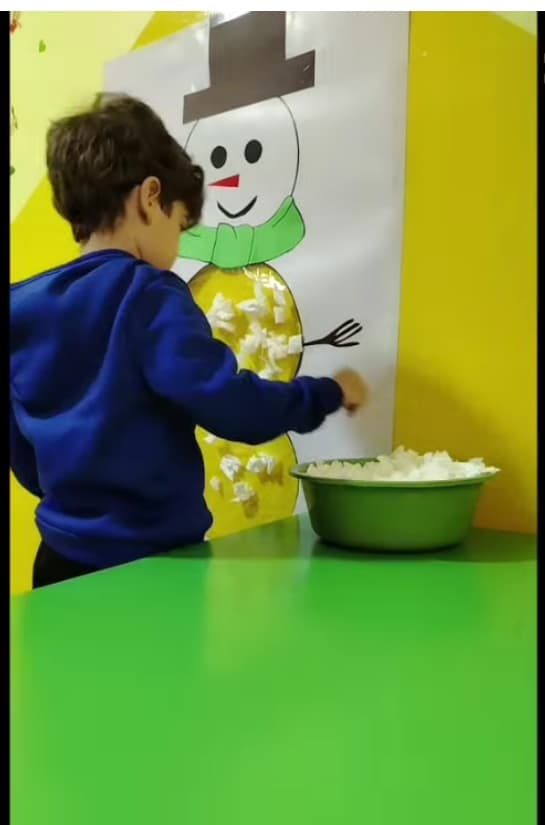 Snowman activity with pre 2 class