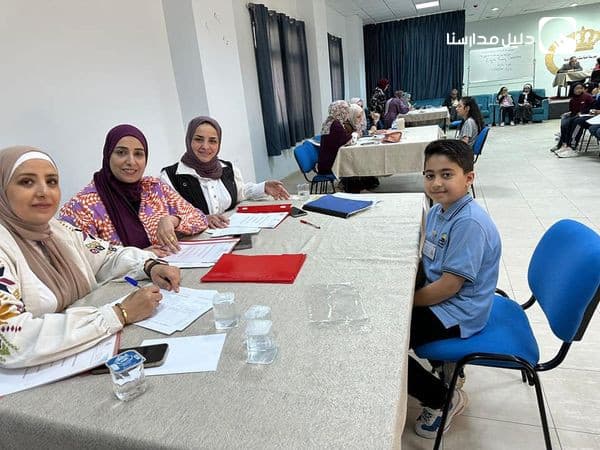 شارك الطالب المبدع قيس ابو عواد من الصف الثالث في مسابقة القصة باللغة الإنجليزية