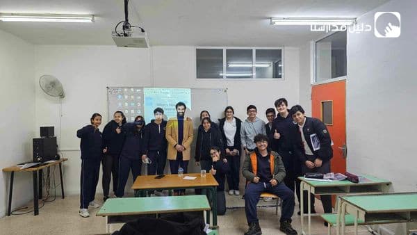 شارك طلبة الصف العاشر في تدريبات مختصة في مجال الريادة وتطوير الافكار