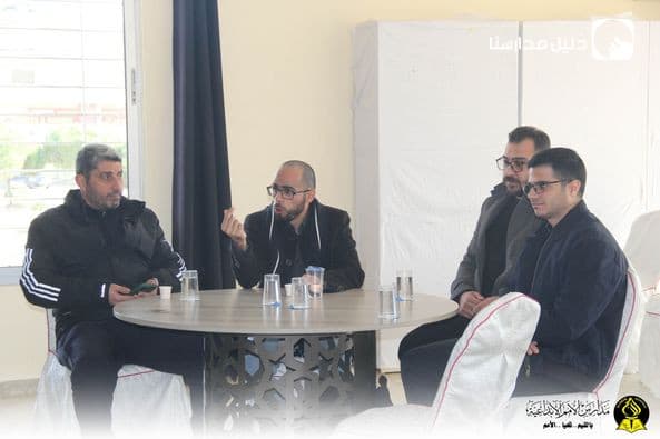 اجتماع مدير عام مدارس الأمم الإبداعية أ. محمود جبر متعب مع معلمي الثانوية العامة