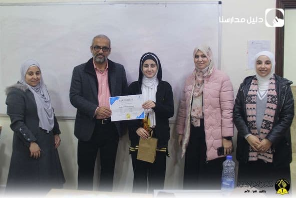 تكريم ثلة من طلبتنا الأكثر انجازاً وتفاعلاً للتجارب في المختبرات الإفتراضية من قبل شركة "جسور لابس"