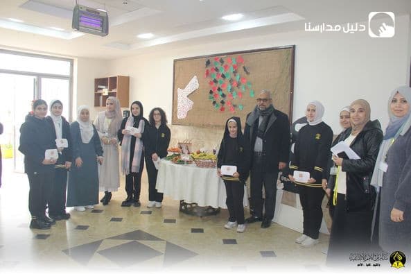 ضمن المبادرة التي أطلقنها طالبات الصف الثامن تحت عنوان "و في أنفسكم أفلا تبصرون"