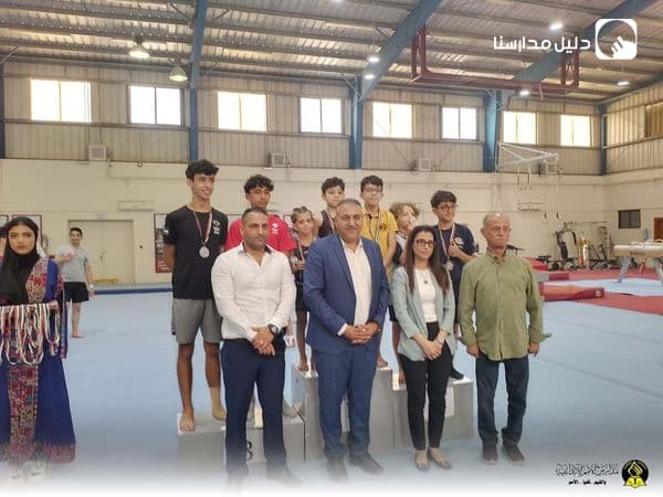 تبارك مدارس الأمم الإبداعية للطالب كنان الضامن لحصوله على المركز الثاني