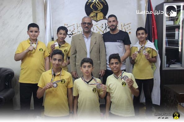 Creative Nations Schools congratulates international students to receive 6 medals