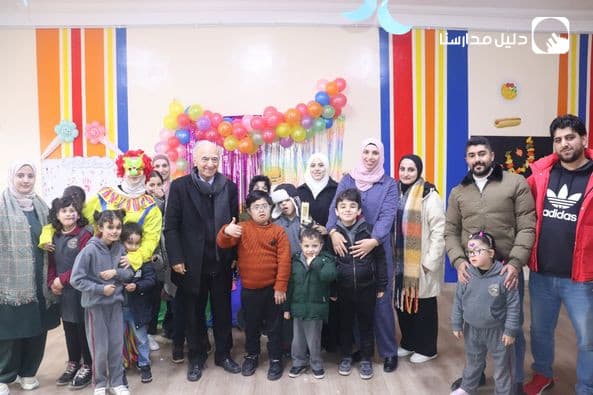 ‎استقبال الطلاب في قسم الدعم المساند في يومهم الدراسي الاول