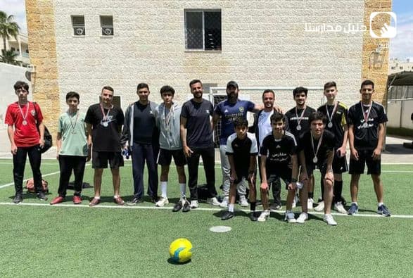 نبارك لطلابنا الأعزاء 🏆حصولهم المركز الثاني وتتويجهم بالميداليات الفضية