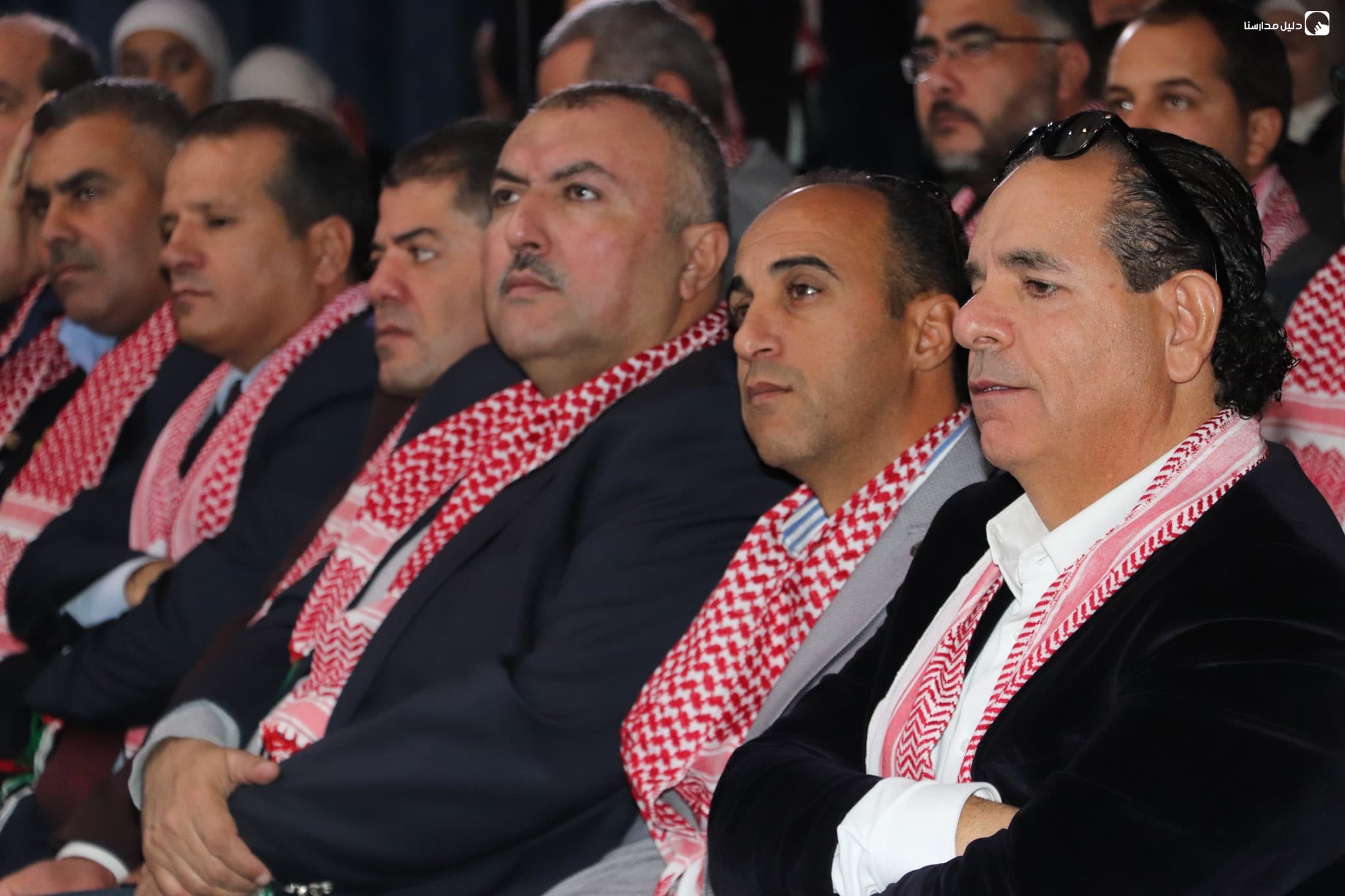 مدارس التنوير الاهلية — 2