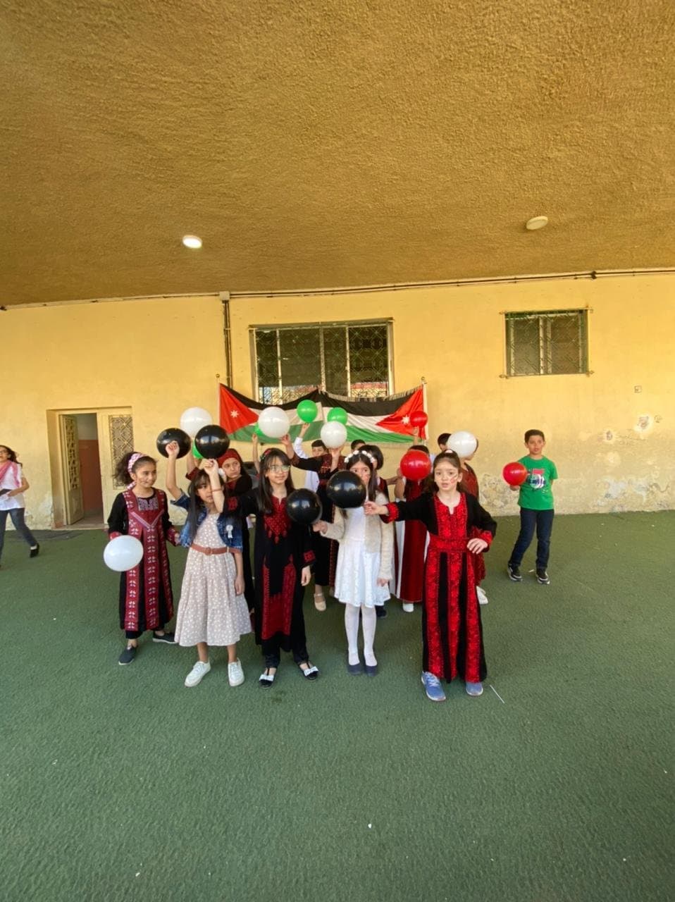 Modern Al-Ronaq Academy — 2