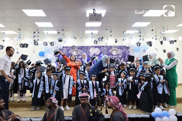 تخريج طلاب الروضة لعام 2024 وتكريم المعلمات على أدائهم المتميز