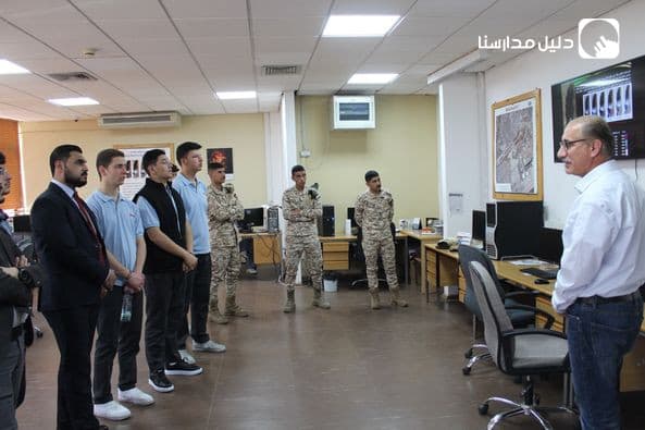 قامت مدرستنا بتنظيم رحلة علمية مميزة لمجموعة من طلاب الصف الأول الثانوي إلى المركز الجغرافي الملكي.